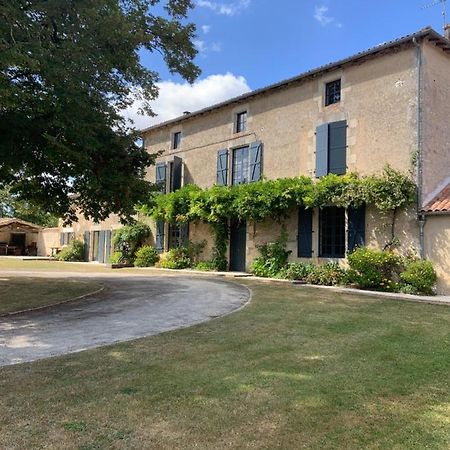 Bed and Breakfast Le Petit Manoir Brux Экстерьер фото