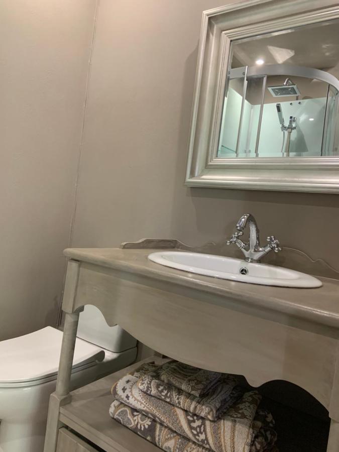 Bed and Breakfast Le Petit Manoir Brux Экстерьер фото