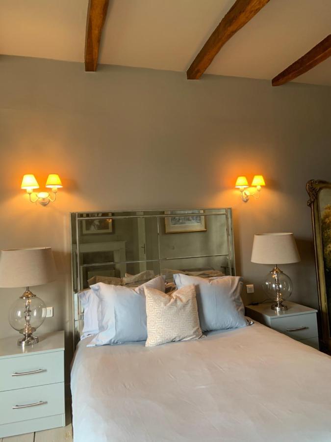 Bed and Breakfast Le Petit Manoir Brux Экстерьер фото