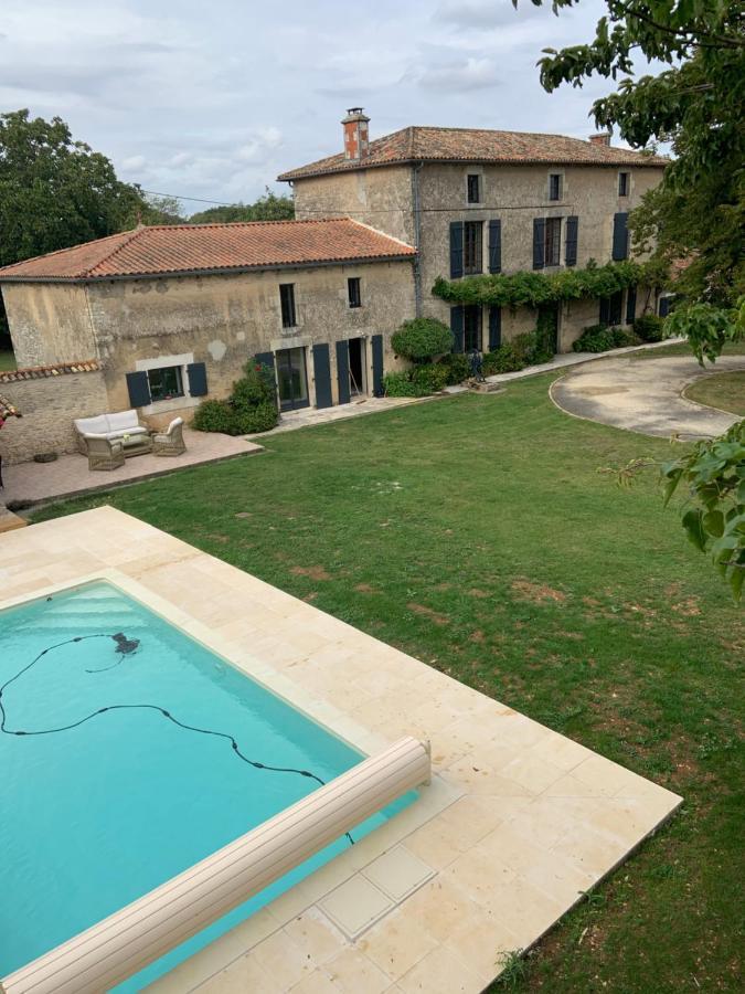 Bed and Breakfast Le Petit Manoir Brux Экстерьер фото